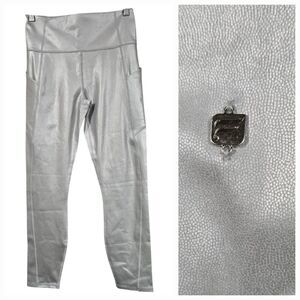 Fabletics Oasis PureLuxe High-Waisted 7/8 Legging Silver Matte Foil Yoga Workout